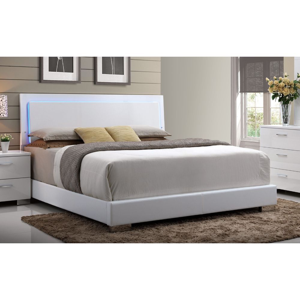 ACME Lorimar Eastern King Bed #color_White PU & Chrome Leg