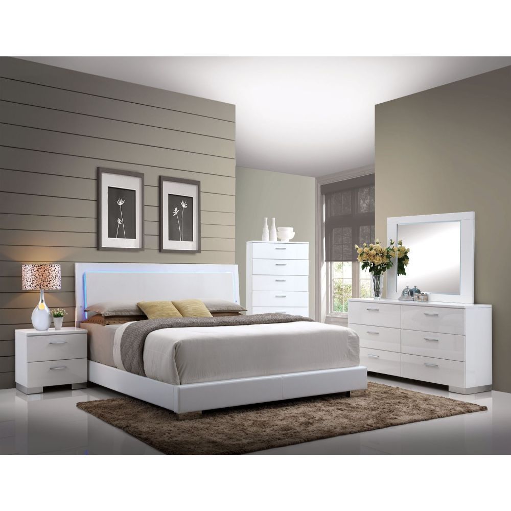 ACME Lorimar Queen Bed #color_White PU & Chrome Leg