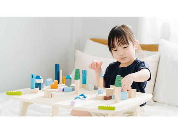 Building sets and blocks