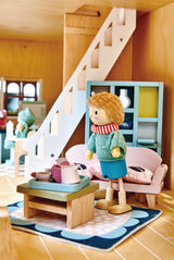 Dolls House Sitting Room Furniture