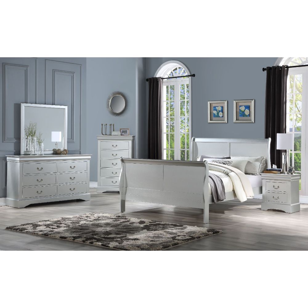 ACME Louis Philippe III Queen Bed #color_Platinum