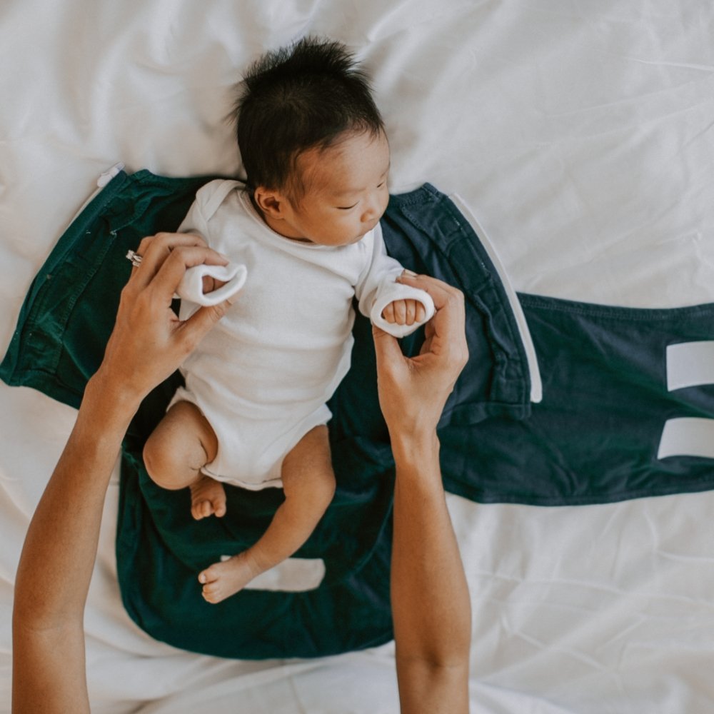 Stage 1: Long Sleeve Swaddle Sack by embé®