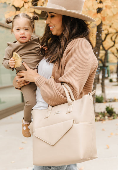 24-7 Tote - Taupe