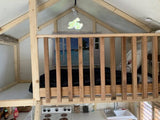 Little Alexandra Cottage with loft and covered front porch