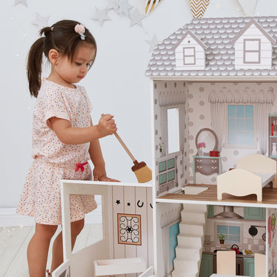 Teamson Kids Dreamland Farm Dollhouse with 14 Accessories, White/Gray