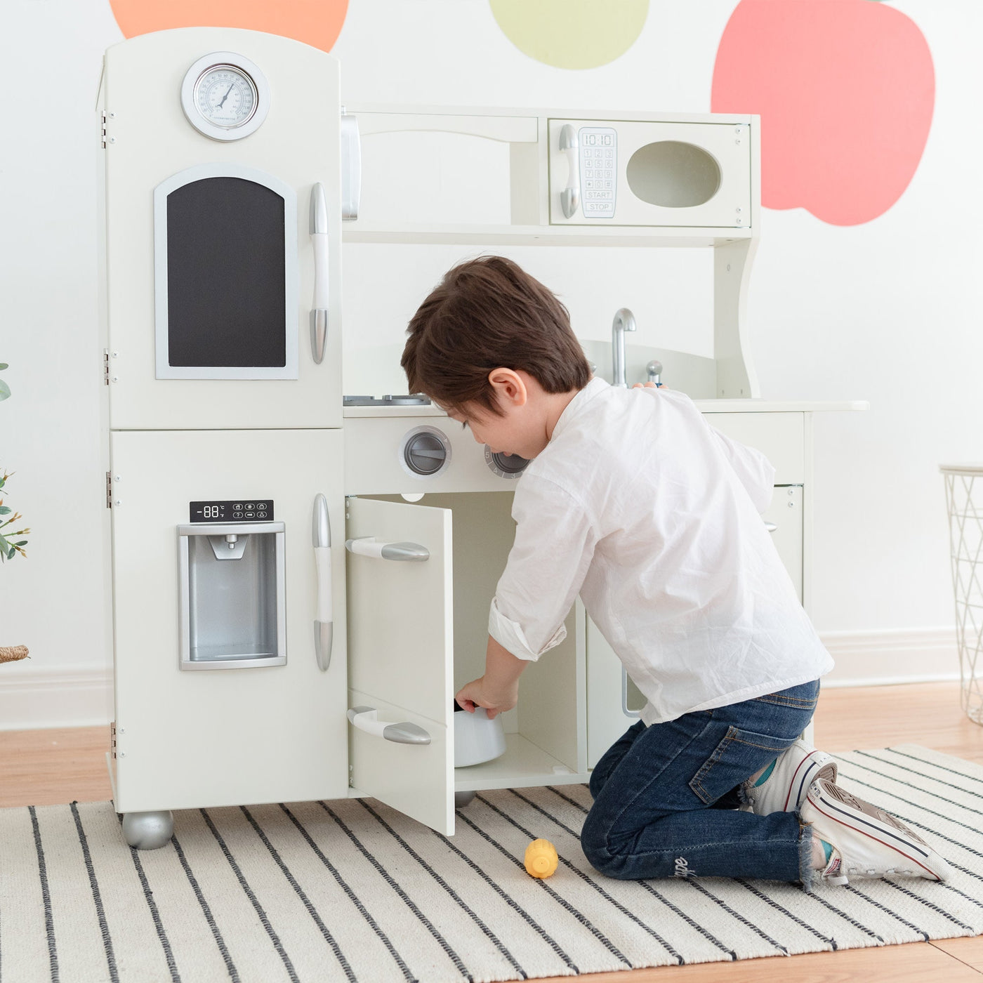 Teamson Kids Little Chef Retro Kids Kitchen Playset, Ivory