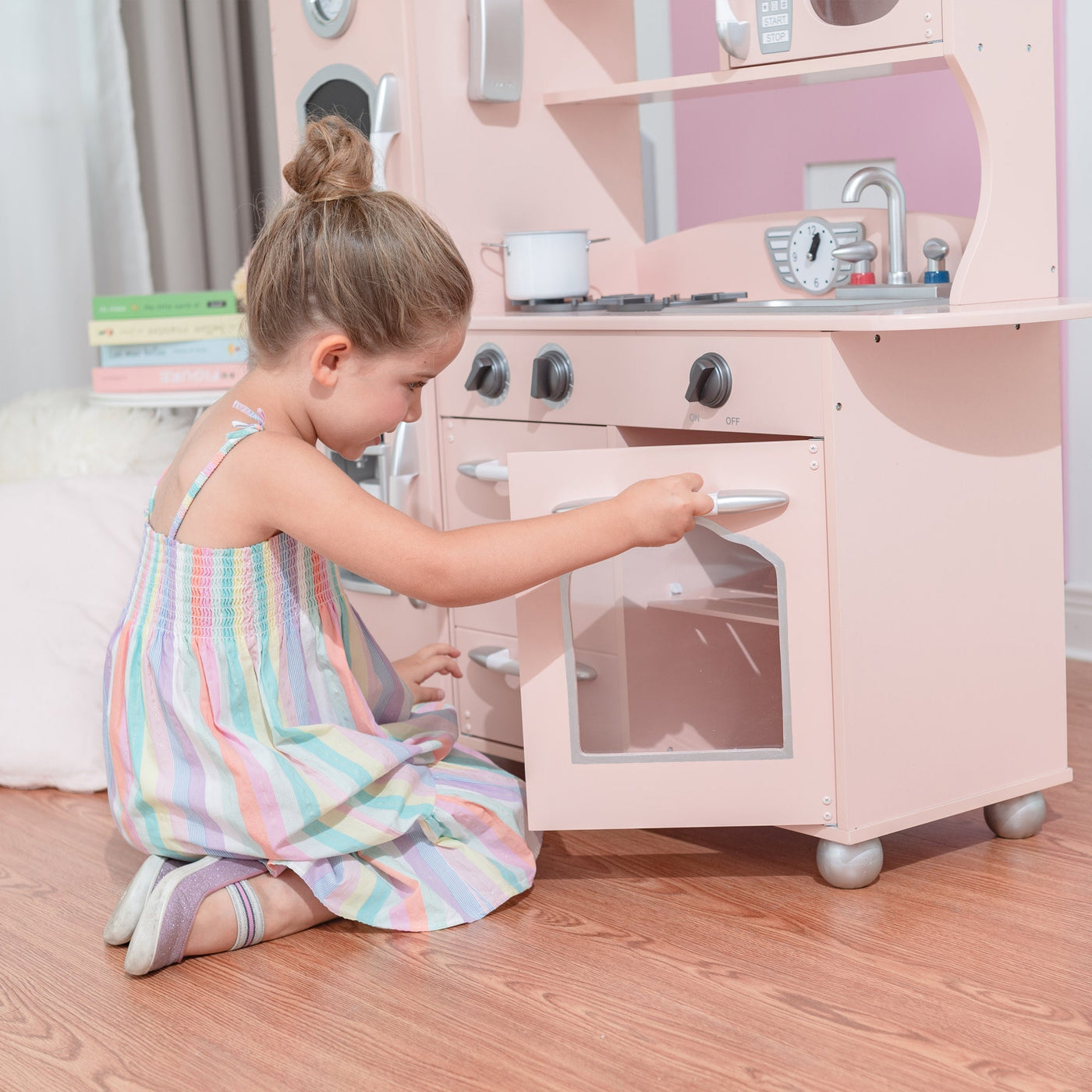 Teamson Kids Little Chef Retro Play Kitchen, Pink