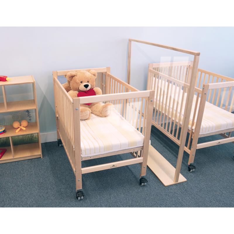 I-See-Me Infant Crib