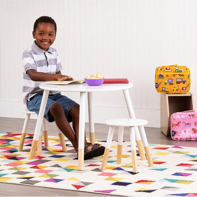 preschool round table and chairs